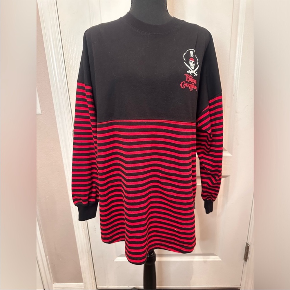 Disney Pirates of the Caribbean Spirit jersey size medium
